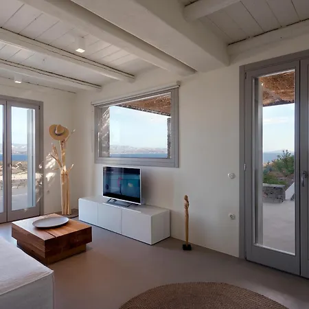 Makmore Official Villa *