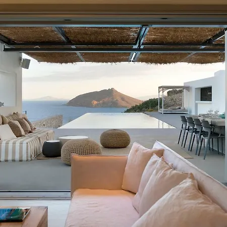 Villa Makmore Official